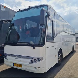 Touringcar tot 51 zitplaatsen
